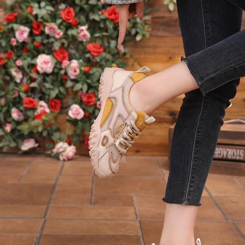 Zapatos deportivos de mujer 2025 nuevos zapatos casuales de primavera y verano de malla de mujer explosión versátil retro ligero zapatos de malla Gump