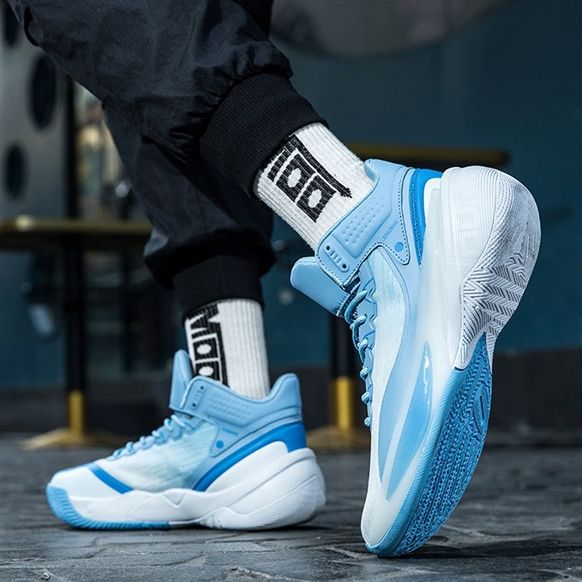 Im Dunkeln leuchtende Basketballschuhe für den Außenbereich, echtes Kampftraining, Junior High School Basketball-Sneaker für Herren, Herbst, atmungsaktiv, Allgleiches_voghion.com