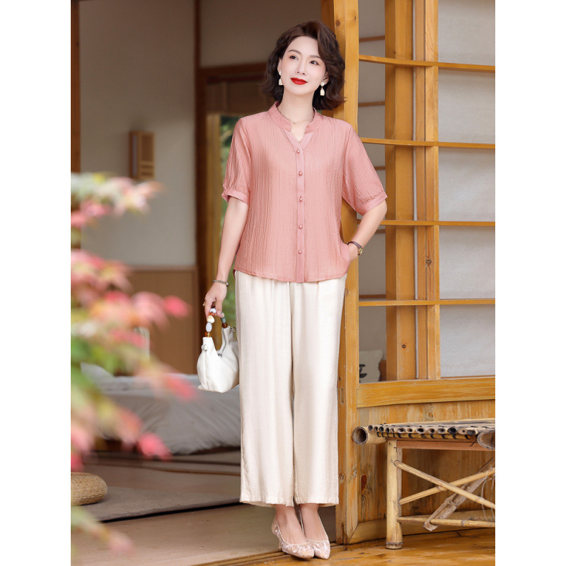 Young mother's two-piece summer short-sleeved small shirt 2024 new foreign-style middle-aged and elderly women's Tencel shirt suit