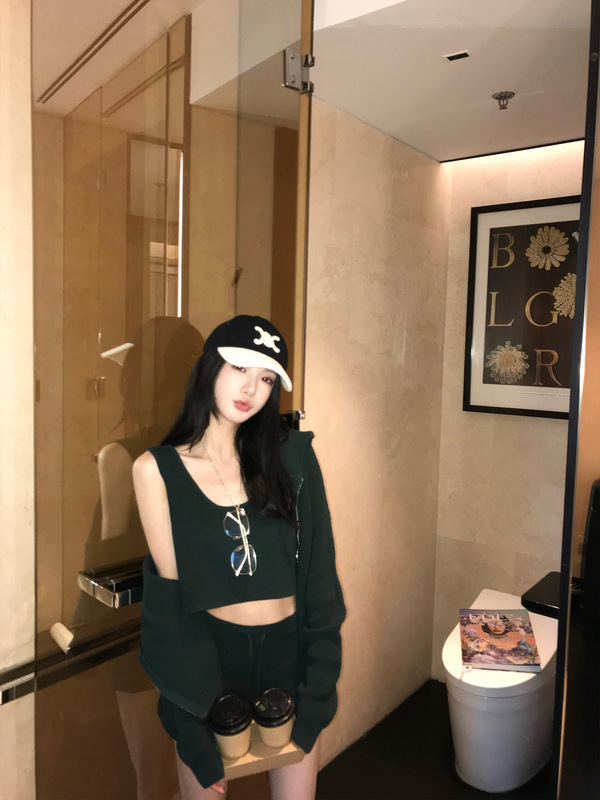 区区欧阳连帽针织开衫女秋季长袖宽松美式复古慵懒风毛衣外套上衣|undefined