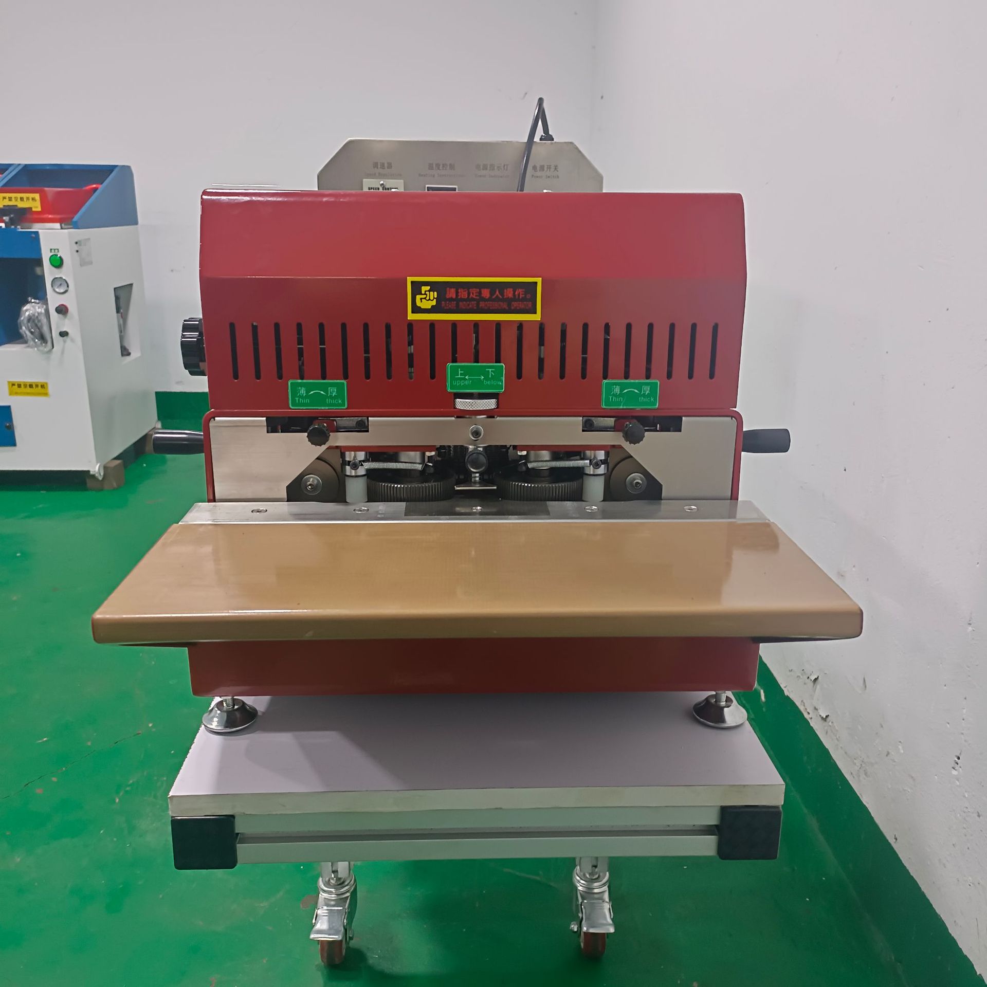 全新YONGHUI牌卧式油边流水烤箱 皮革皮具手袋皮带卧式烘烤箱批发