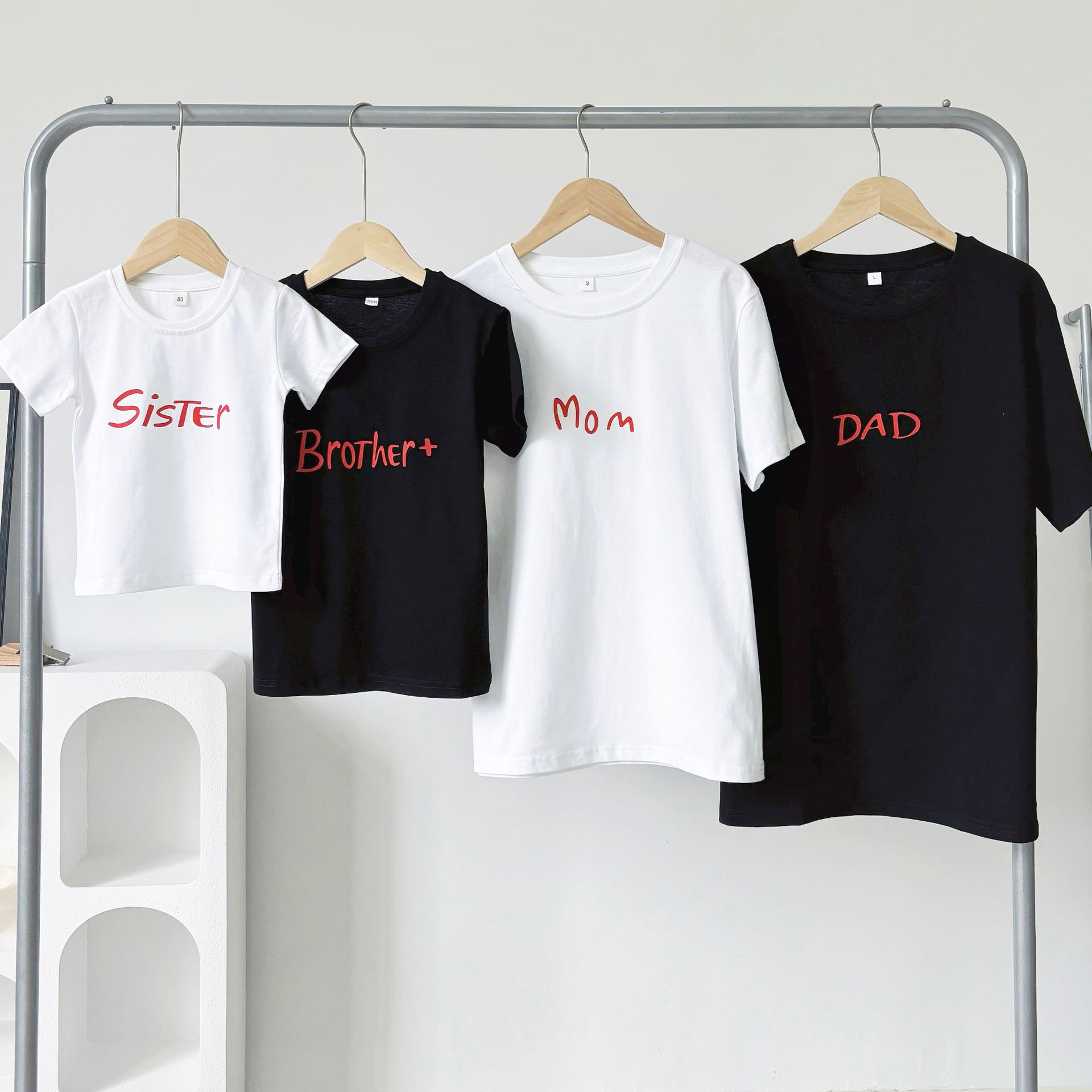 2026 Summer New Style English-Style Family Matching Outfits for Three - Baby's 100-Day or First Birthday, Family Portrait T-Shirts for Photoshoots