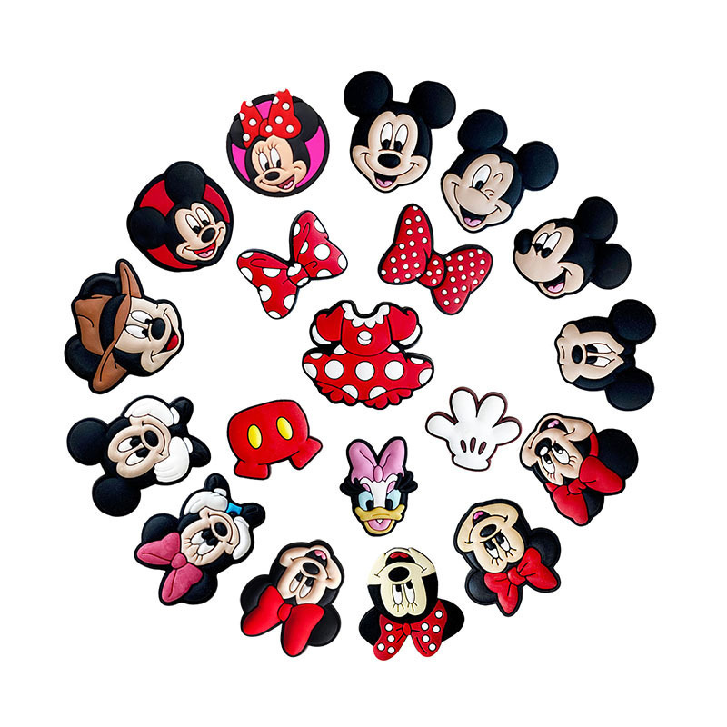 Mickey Mouse clogs, floral clogs, creative cartoon PVC soft rubber shoe buckles, clog accessories, DIY clogs.