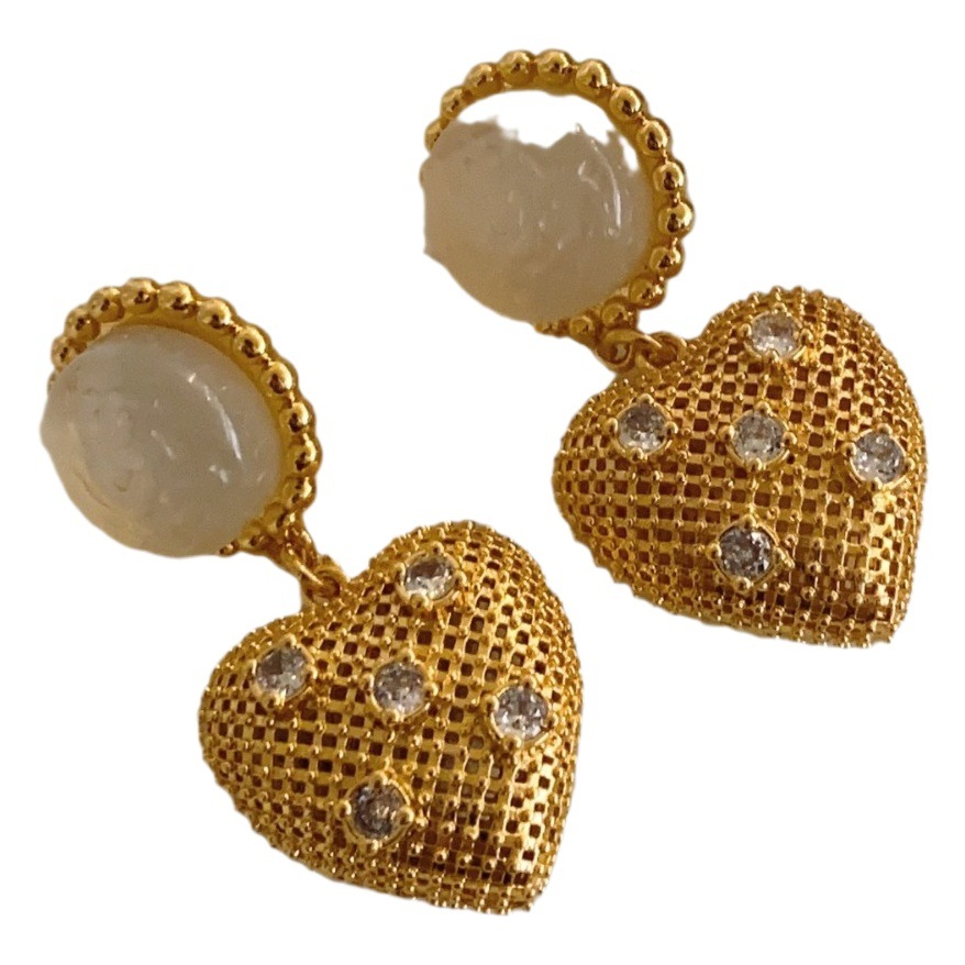 Oro tejido corazón ZIRCON colgante pendientes cóncavo-convexo textura elegante pendientes corte francés estilo retro alto sentido