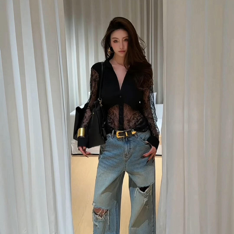 French Retro Hottie V-Neck Feminine Style Slim-Fitting Long-Sleeved Bottoming Shirt Top and Jeans Two-Piece Set