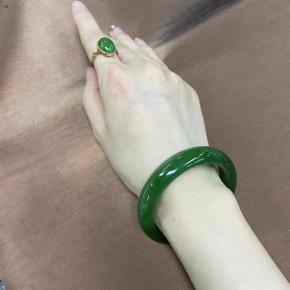 Toptan Xinjiang Antika Stil Taklit Hetian Jade Yeşil Bileklik Kadın Genç Model Ispanak Yeşili Bileklik Aksesuar Hediye
