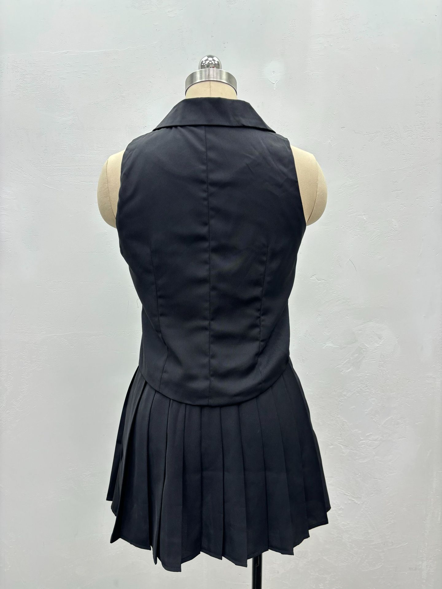 African Spring/Su New European American Women's Outfit: Sleeveless Vest And Pleated Short Skirt Two-Piece Set For_ecoleips.com