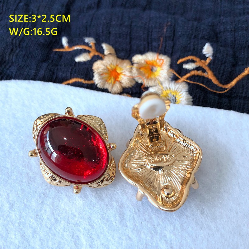 26g Weight No Inlaid Inlay Material Earrings, Ear Studs Classification Wedding, Travel Occasion Printing Pattern Women'S Gender Plating Design Fashion Style Grey, Red, Blue, Silver, Black Color Modern Re-engraved Medieval Silver Needle Stud Earrings Colored Gemstones Gray Color Shell Earrings 13