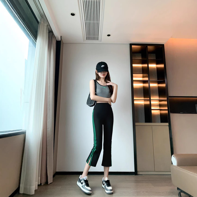 Women's Cropped Shark Pants for Summer with Side Stripes, Flared High-Waisted Tummy Control Yoga Sports Split Hem Barbie Pants Women's Cropped Shark Pants for Summer with Side Stripes, Flared High-Waisted Tummy Control Yoga Sports Split Hem Barbie Pants