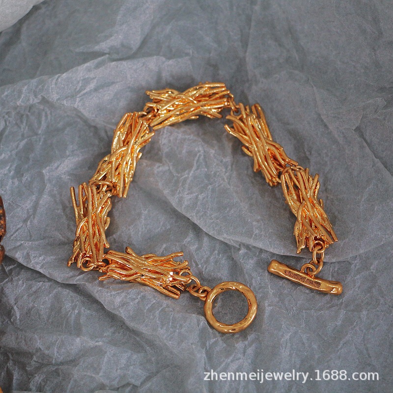 Zhenmei Jewelry Factory Vintage Replica Hand-Carved Ancient Gold Coral Bracelet Chain for Layering