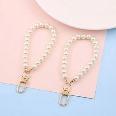 Diyキーホルダー真珠ブレスレットアクセサリー手作り真珠チェーン女性ブレスレット手作りビーズ携帯電話diy合金卸売り