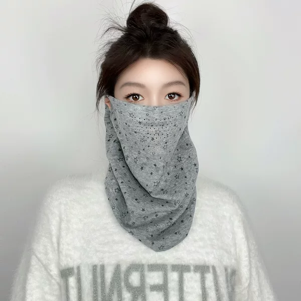 Autumn and winter outdoor cycling neck gaiter, unisex, versatile design with ear loops, windproof face mask, thickened for full-face protection against the cold, neck warmer, and provides warmth