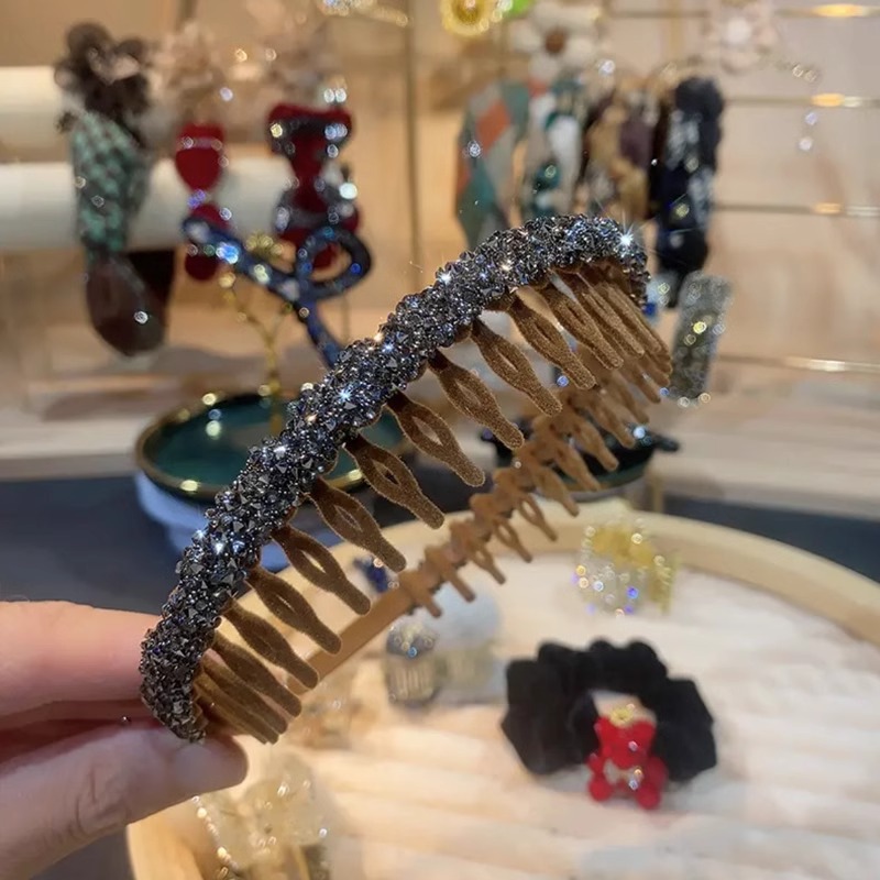 Red en línea 2025 nuevo lavado facial especial banda de cabello dientes antideslizante dispositivo de cabello de cabeza ondulado correa de cabello de altura craneal para mujeres