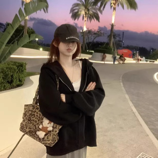 ��ɫ�l��Ů��2026�¿��紺����Ů�_�����nϵ����ϵ㼑��L�����ذ�