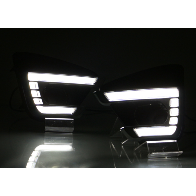 Aplicable a Mazda 13 / 14 / 15 año CX5 modificación LED luz de conducción diurna CX - 5 luz de niebla delantera luz de barra delantera