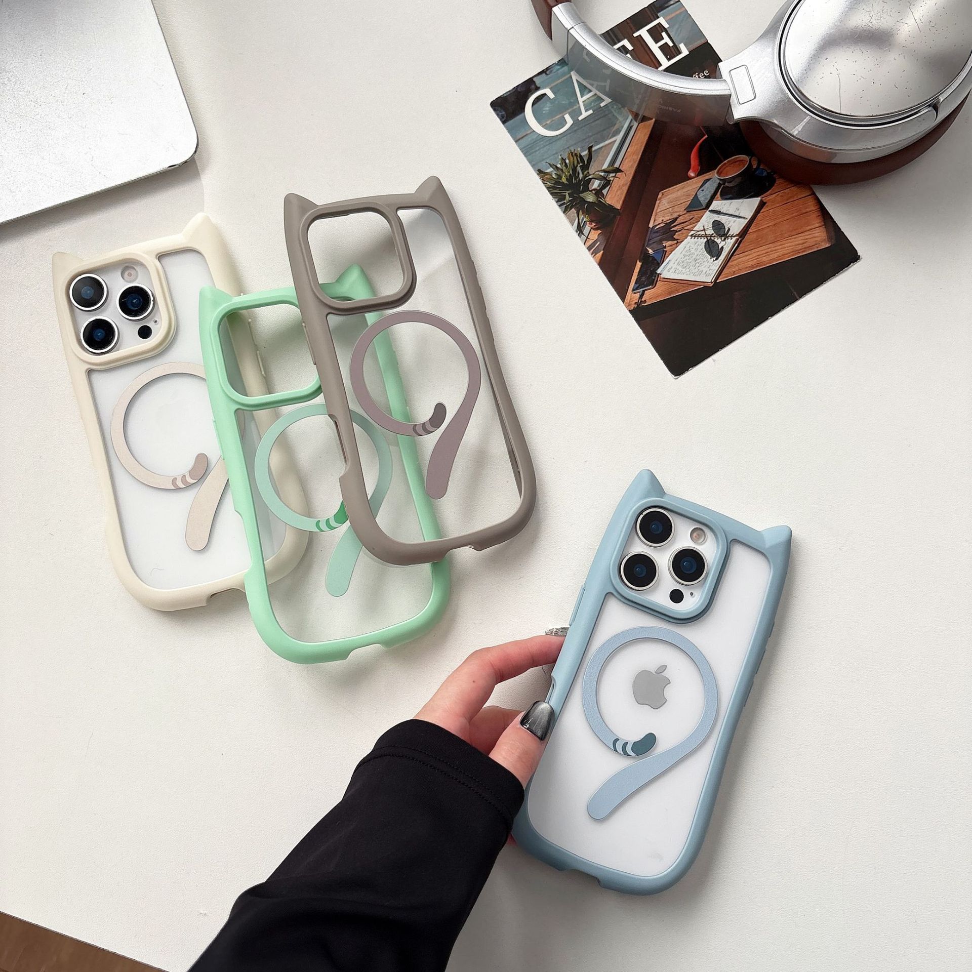Magnetic Phone Case With Cat Ears And Tail For Phone 17 Pro Max_voghion.com