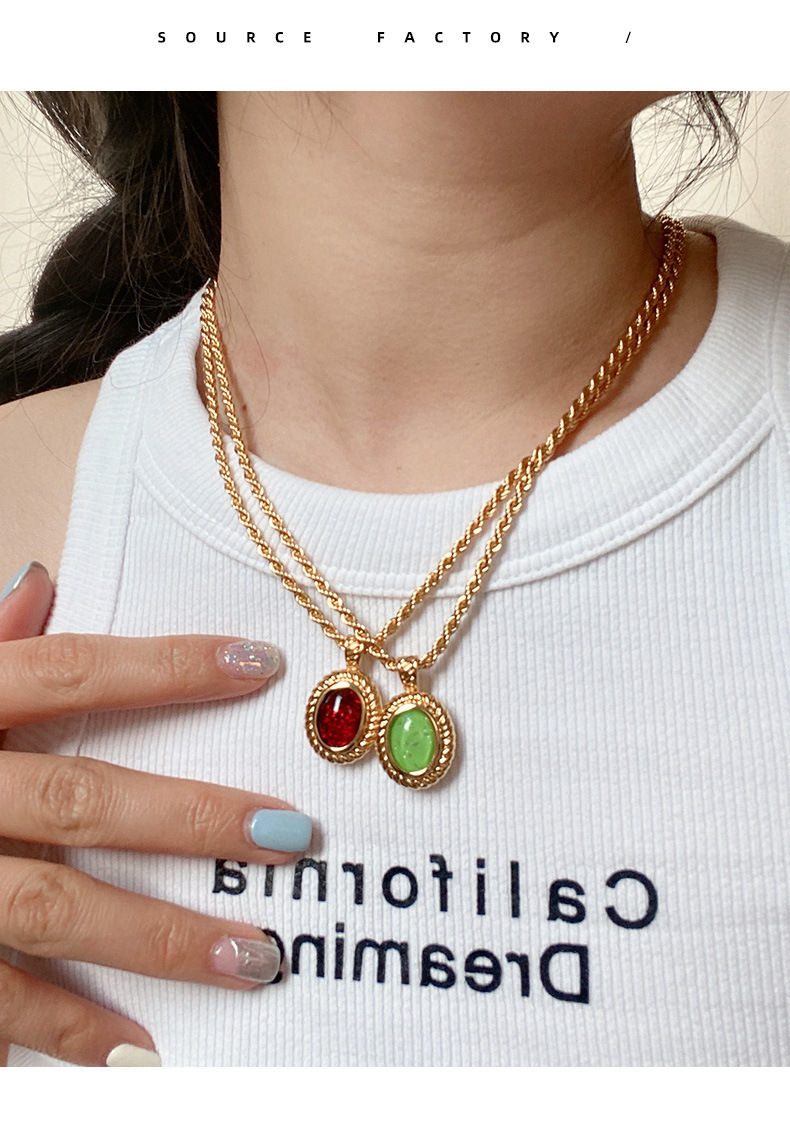 Retro Oval Copper Plating Artificial Gemstones Pendant Necklace