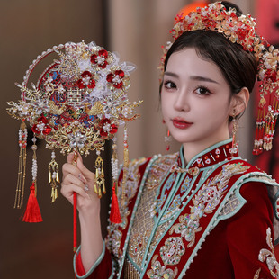 New product round fan wholesale wedding bride xiuhe handmade wedding fan Chinese style fan red tassel finished round fan 9139