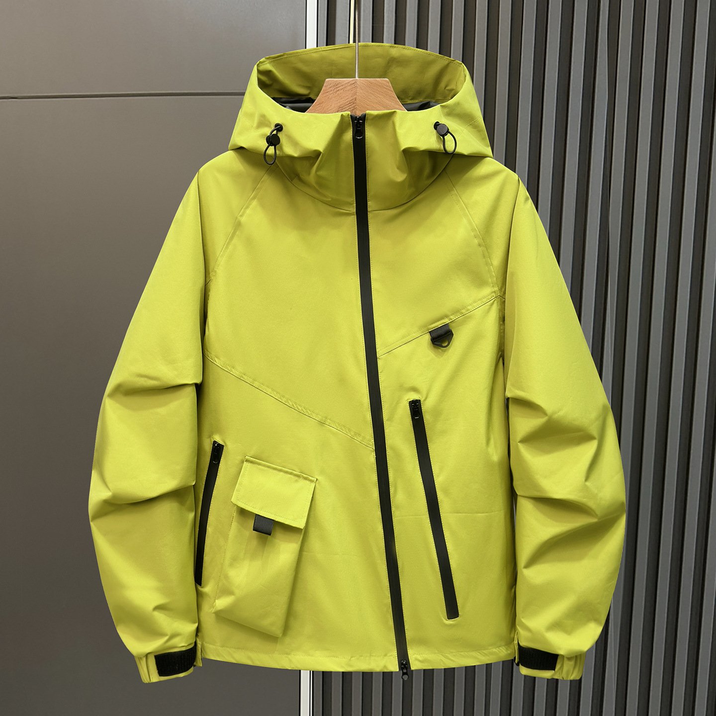 Plus-size outdoor jacket for men, extra large size 190kg loose waterproof hooded hiking coat new model