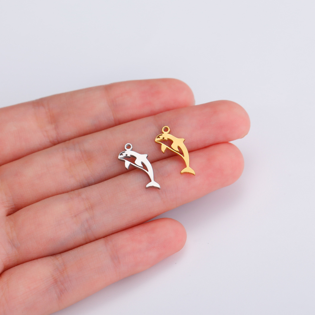 1g Weight Pendant Jewelry Making Type DIY Jewelry Accessories Classification 1 Piece Quantity 304 Stainless Steel Material Spider, Fish, Whale Pattern All Seasons Season Plating Design Simple Style Style 1 Piece 304 Stainless Steel Spider Fish Whale Pendant 4