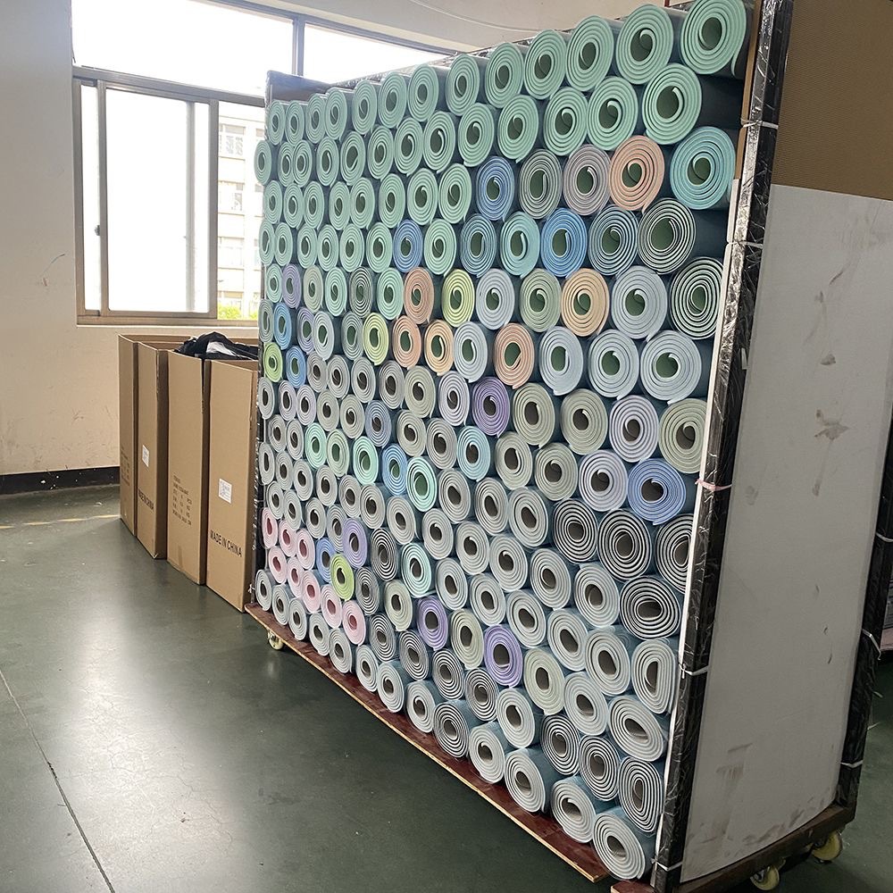 색상 랜덤 바디 라인 없음