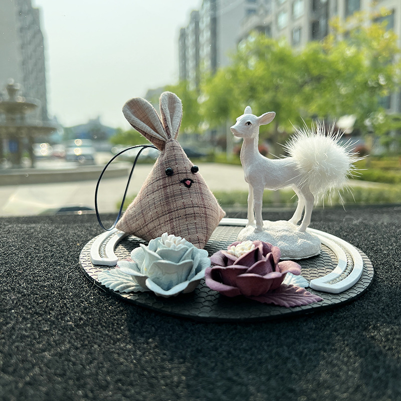 2024 nuevo estilo hecho a mano bolsita de patchwork de bricolaje conejito ajenjo Zongzi decoración de coche bordado Lu bordado colgante de patchwork