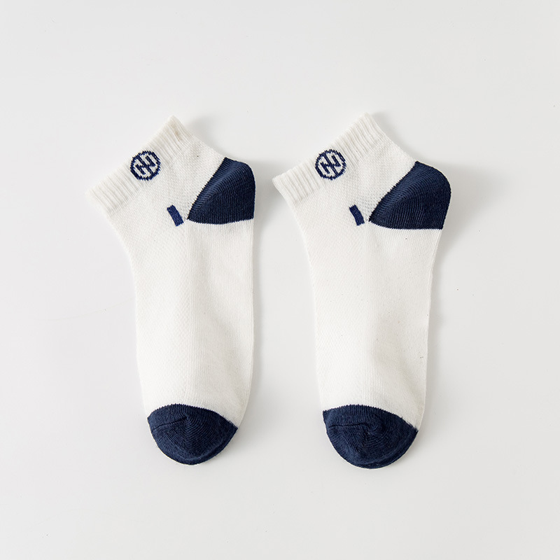 �ӹ�����������ʿ�����ж�Ͳ�������˶���������͸������ ������