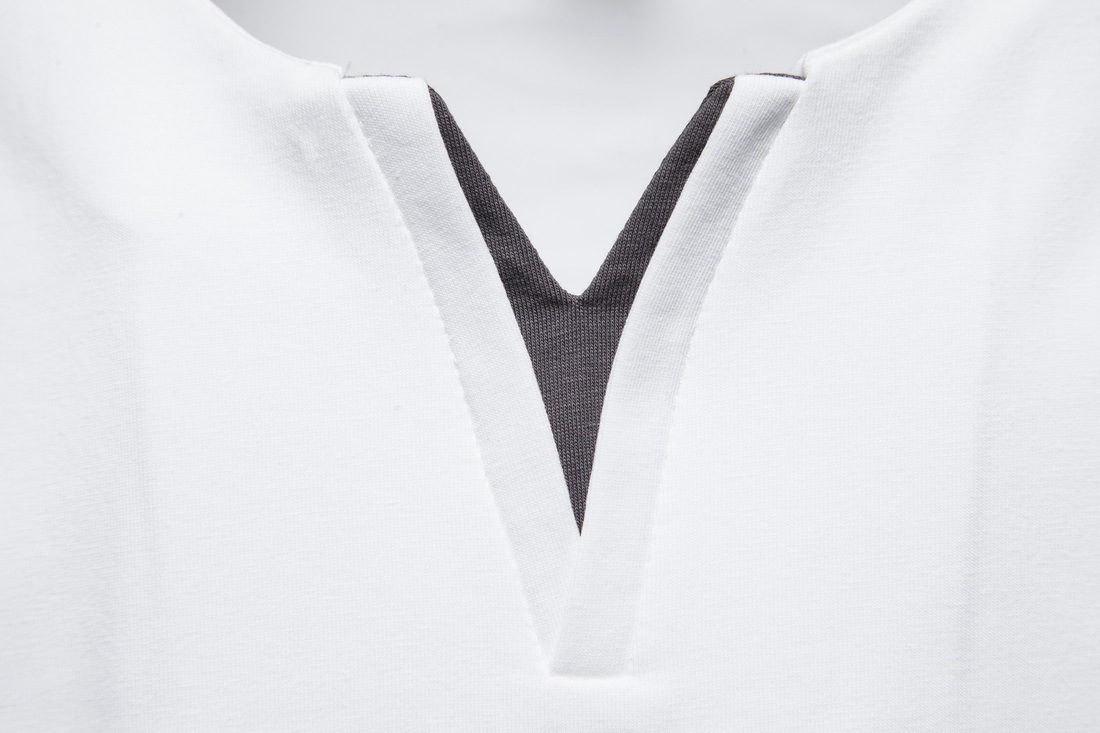 315g Weight Short Sleeve Sleeve Length Regular Sleeve Sleeve Type Polyester Fabric Type Regular Top Length T-shirt Tops Type Casual Occasion V Neck, Collarless Neckline Regular Fit Fit Type Solid Color Pattern Summer Season Men's Gender British Style Style Men's Solid Color T-shirt Men's Clothing 19