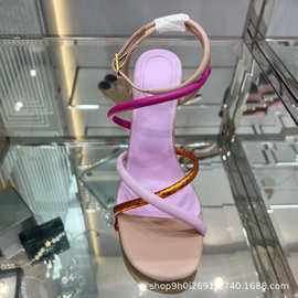 2022夏季欧美时尚新款一字扣带细带露趾拼色镂空坡跟凉鞋气质女鞋