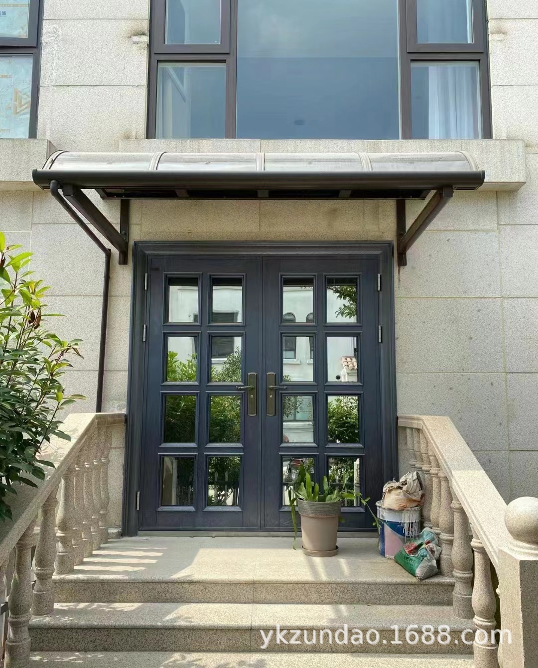 双开锌合金玻璃大门