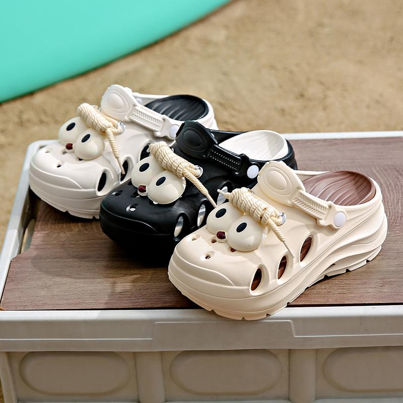 2025 nuevos zapatos con agujeros EVA para mujer, suela gruesa de verano, uso exterior, sensación de pisar la mierda, playa junto al mar, sandalias de Baotou para mujer antideslizante