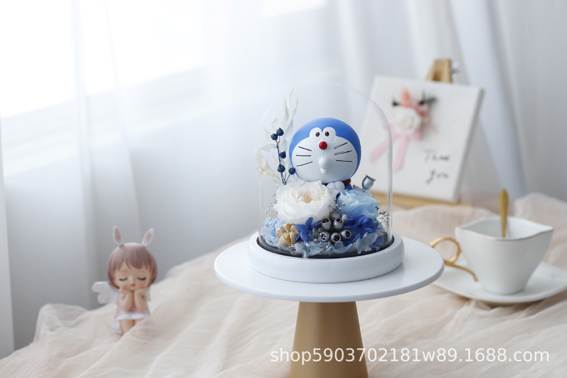 Regalo del Día de San Valentín al por mayor Doraemon eterna flor Rosa cubierta de vidrio decoración de la Oficina novia regalo de cumpleaños