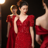 Red sequin wedding evening dress banquet atmosphere hosting evening dress dress