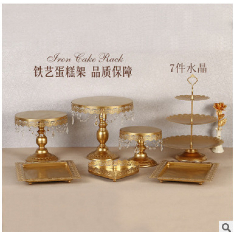 Postre de boda de oro Adornos de mesa Soporte de pastel de estilo europeo Accesorios de boda Bandeja de pastel de encaje Soporte de punto de hierro 12 piezas
