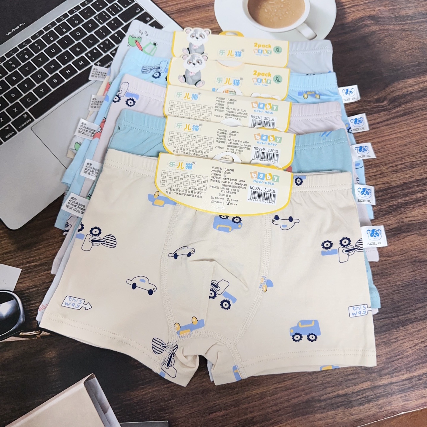 Cardboard Boys' Underwear Comfortable Rc Cotton Boys' Cartoon Boxer Briefs Boys' Boxer Briefs Wholesale