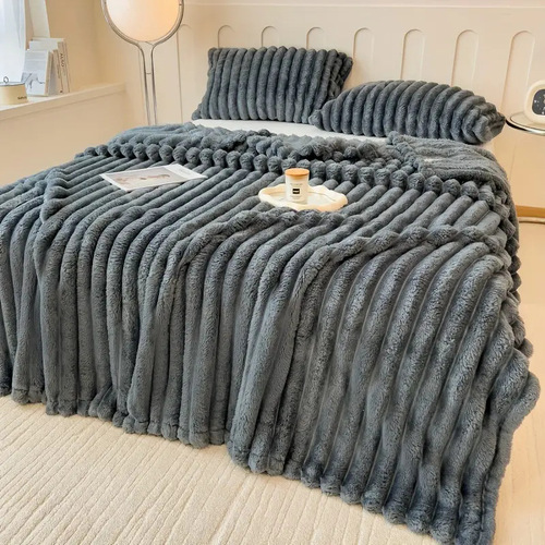 Luxurious imitation shawl blanket, soft, warm, and comfortable, suitable for sofa beds, offices, and travel, multi-functional all seasons.
