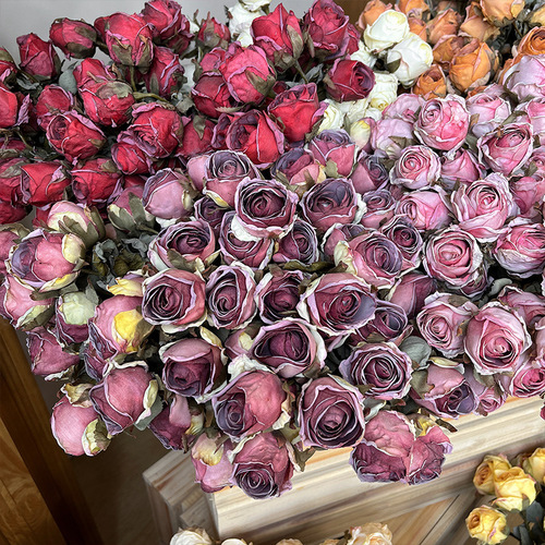 High-end 5-head edge-burned small rose artificial flowers manufacturer wholesale fake flowers foreign trade decorative flowers bionic home decoration artificial flowers