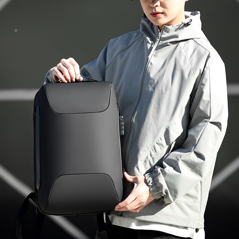 Factory direct men's shoulder bag New Fashion hard shell bag multi-function large capacity backpack business computer bag tide