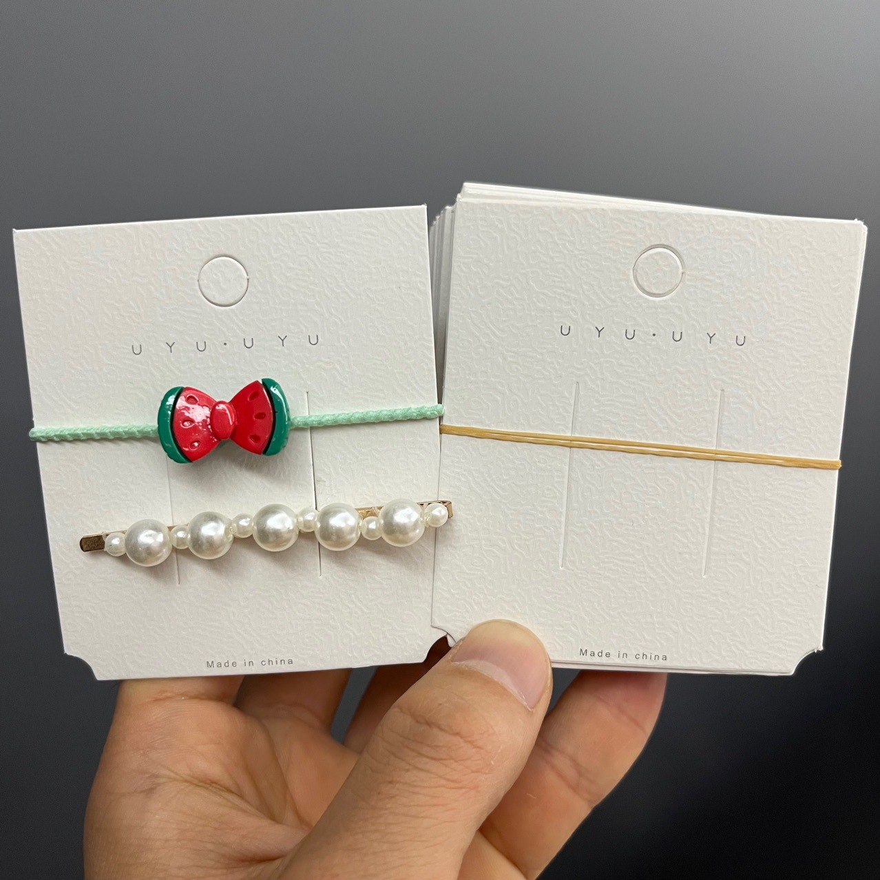 kp825新款皮纹缺角发夹卡纸英文高品质发卡吊牌卡片皮筋发卡套卡