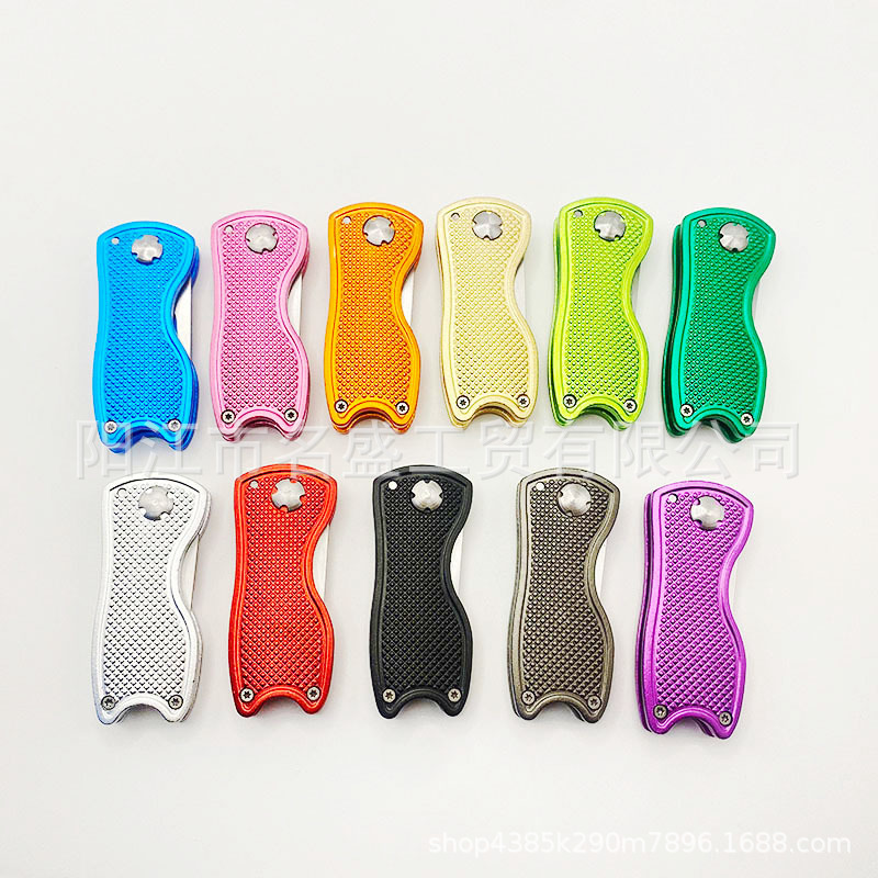 Fabricante en stock de acero inoxidable Fruit Ridge tenedor Golf Fruit Ridge tenedor plegable Fruit Ridge automático bola tenedor herramienta de reparación de césped