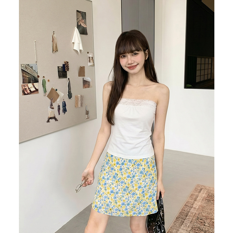 Real Shot # White Pure Desire Lace Patchwork Tube Top for Women, Summer 2026 New Style, Elegant and Slim-Fitting. Real Shot # White Pure Desire Lace Patchwork Tube Top for Women, Summer 2026 New Style, Elegant and Slim-Fitting.