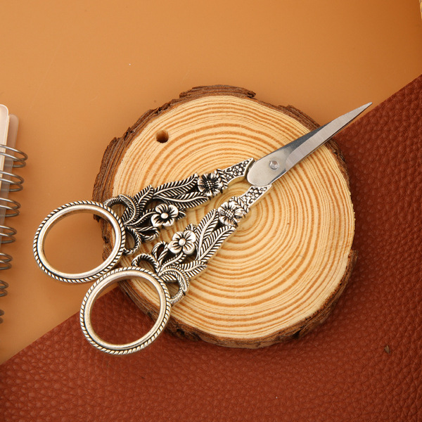 Elite retro scissors