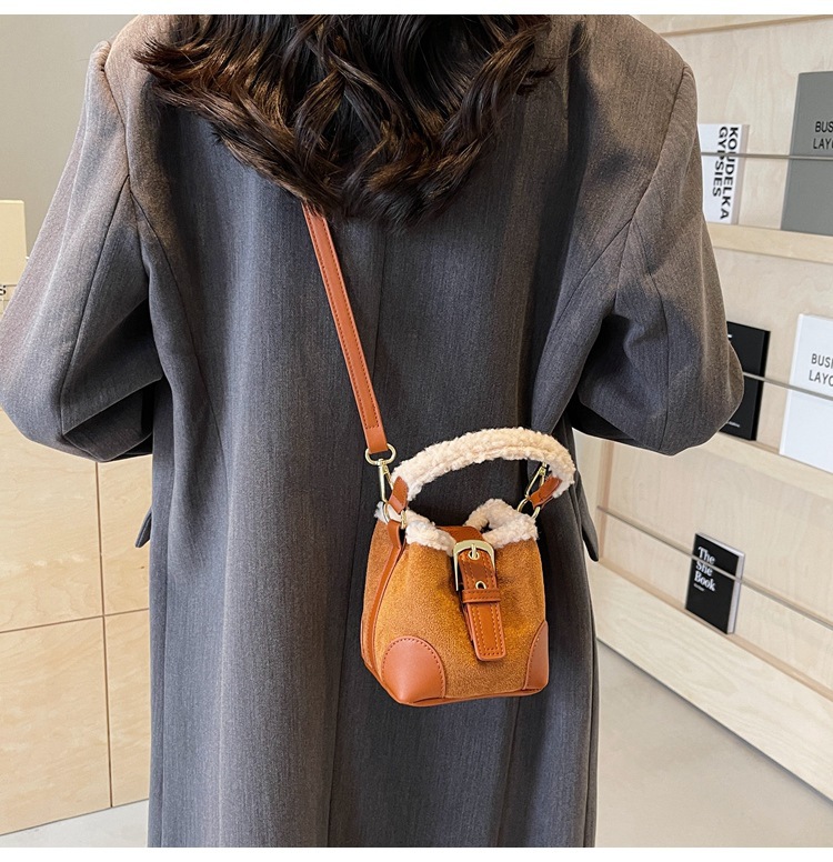 Lambskin mini bucket bag, Maillard suede retro handbag, 2024 new style, single-shoulder crossbody handbag undefined