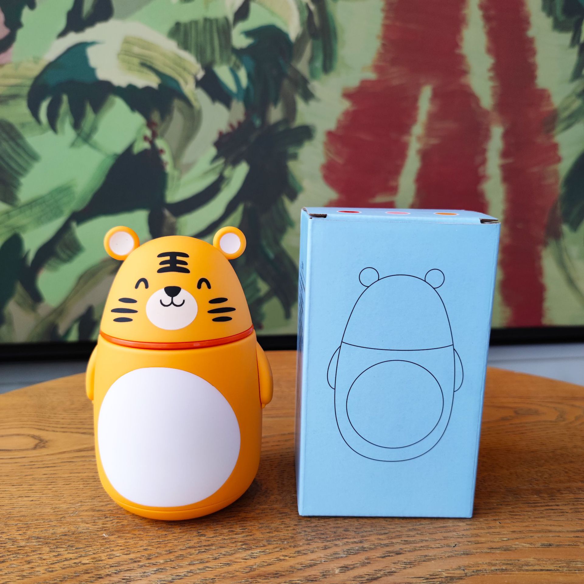 Creativo de dibujos animados celebridad de Internet lindo taza de agua del zodiaco Tigre vidrio resistente al calor doble aislamiento taza de regalo taza al por mayor