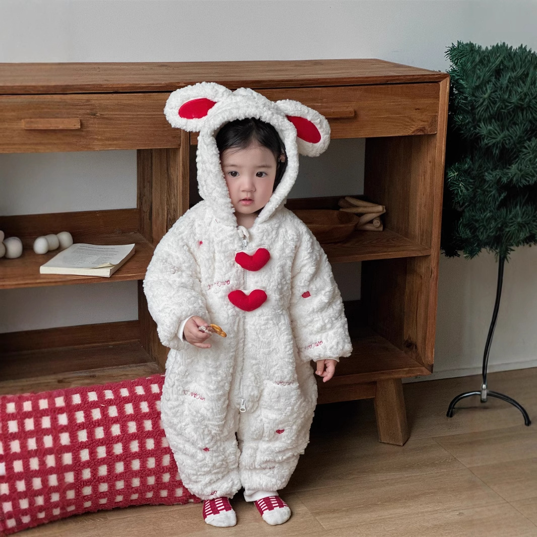 Nuevo producto ropa de invierno, bebé, amor, conejito, bebé cálido, mamelucos gruesos, luna llena, cien días, mamelucos peludos
