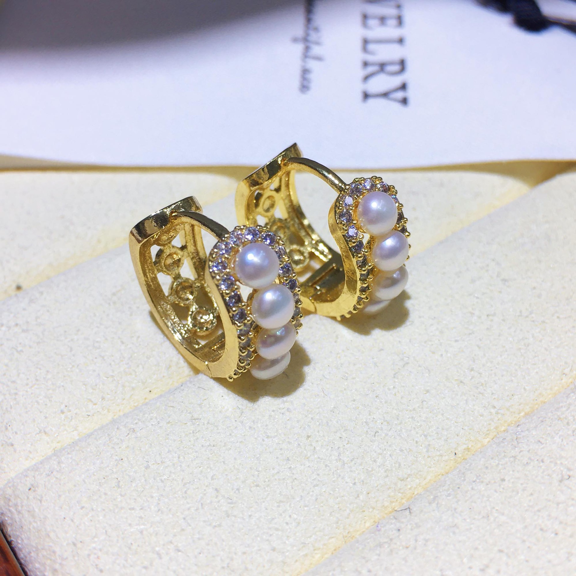 Դͷ���Ҹ��������Լ��Ȼ��ˮ������Բ������С��ins���������