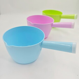 Deepened Water Ladle 106 Plastic Water Ladle Ten Yuan Three Sections Plastic Products Wholesale