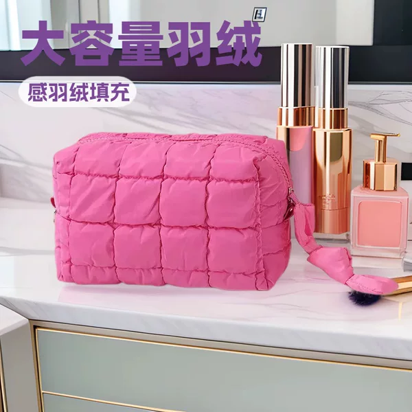 25-Year-Old Internet Celebrity Embroidered Cosmetic Bag, Cotton-Filled Cosmetics Bag, Space Cotton Cosmetic Bag, Hand-Carrying Cotton Cosmetic Bag Manufacturer