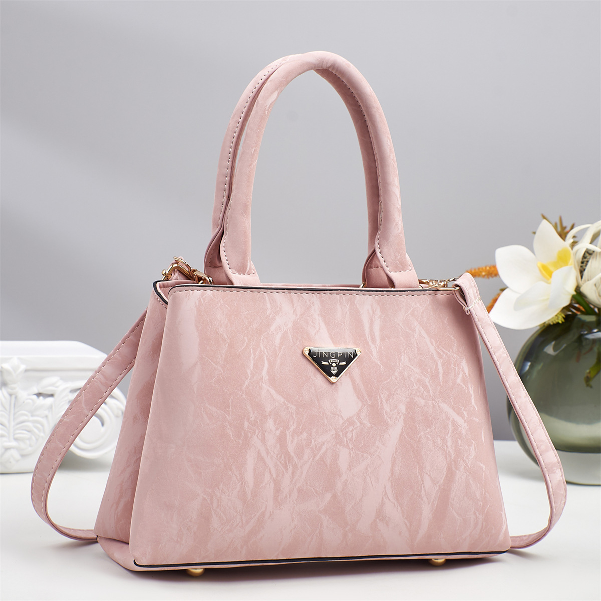 Bolso de gran capacidad Bolso femenino de moda Bolso de madre de mediana edad Bolso bandolera de un solo hombro atmosférico de alta gama