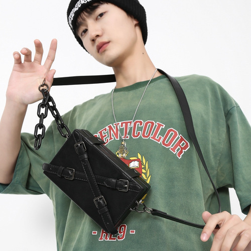 Crossbody bag, men's trendy brand new box bag, simple niche design, personalized shoulder bag, street fashion mobile phone bag